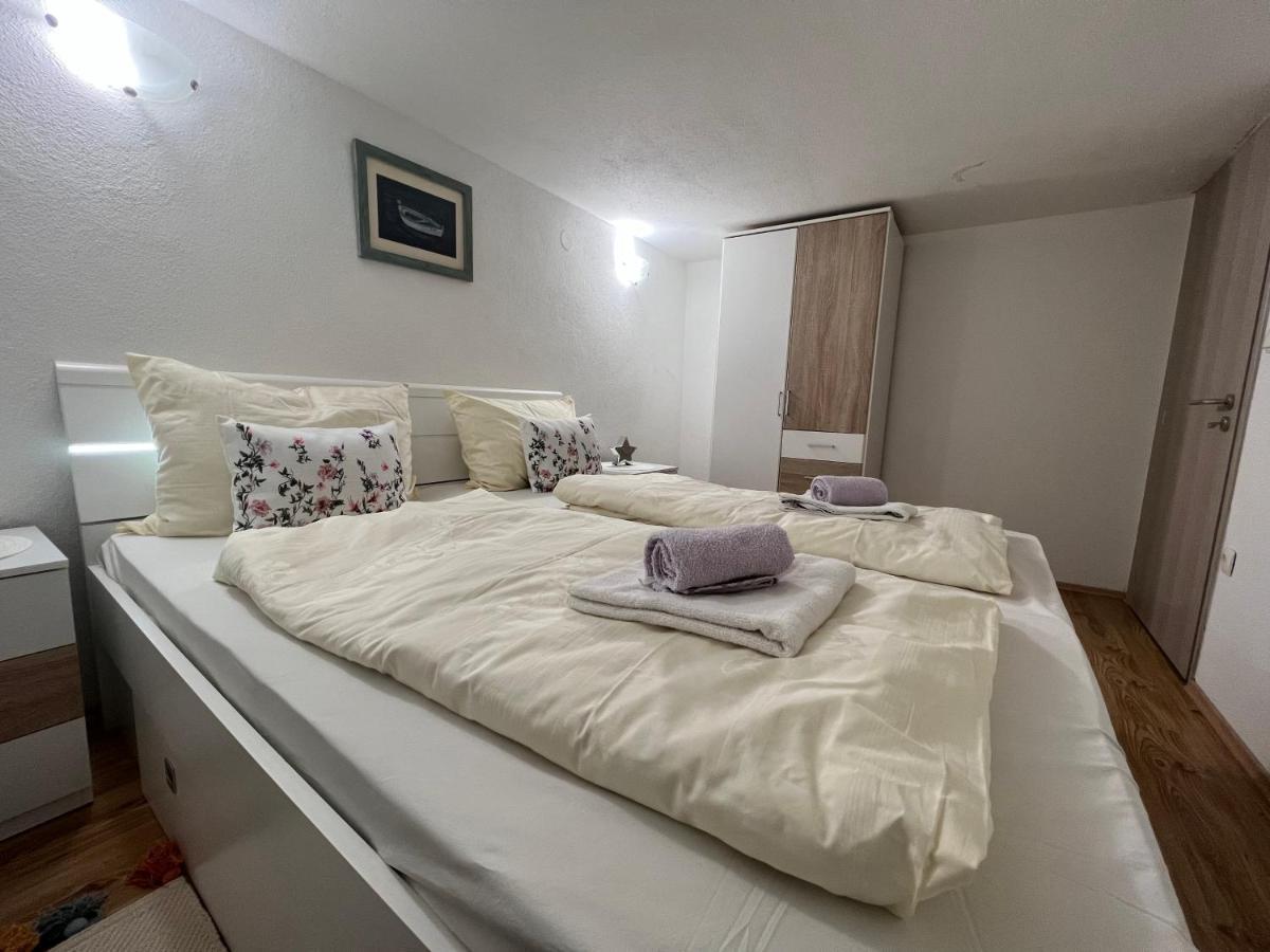 Apartment Katalin Kornić Eksteriør billede