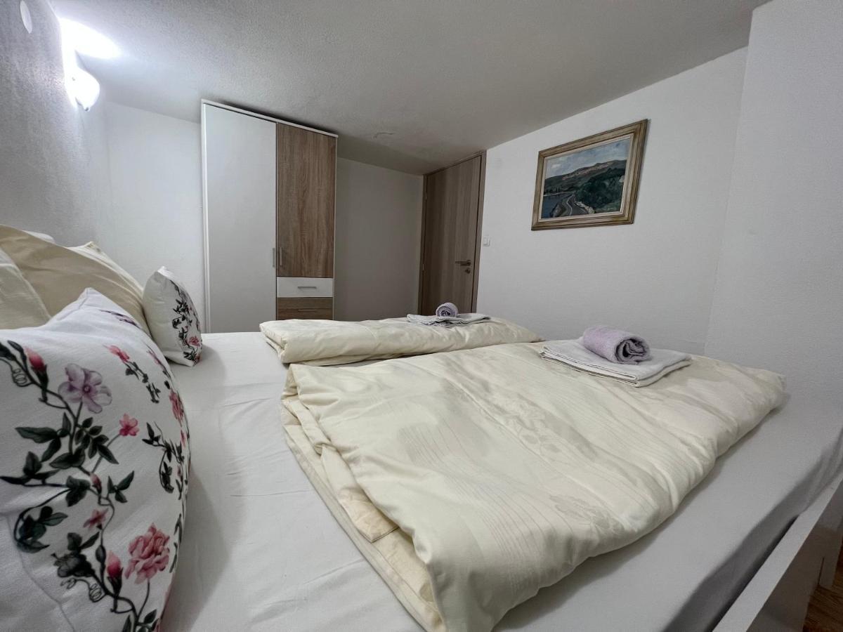 Apartment Katalin Kornić Eksteriør billede