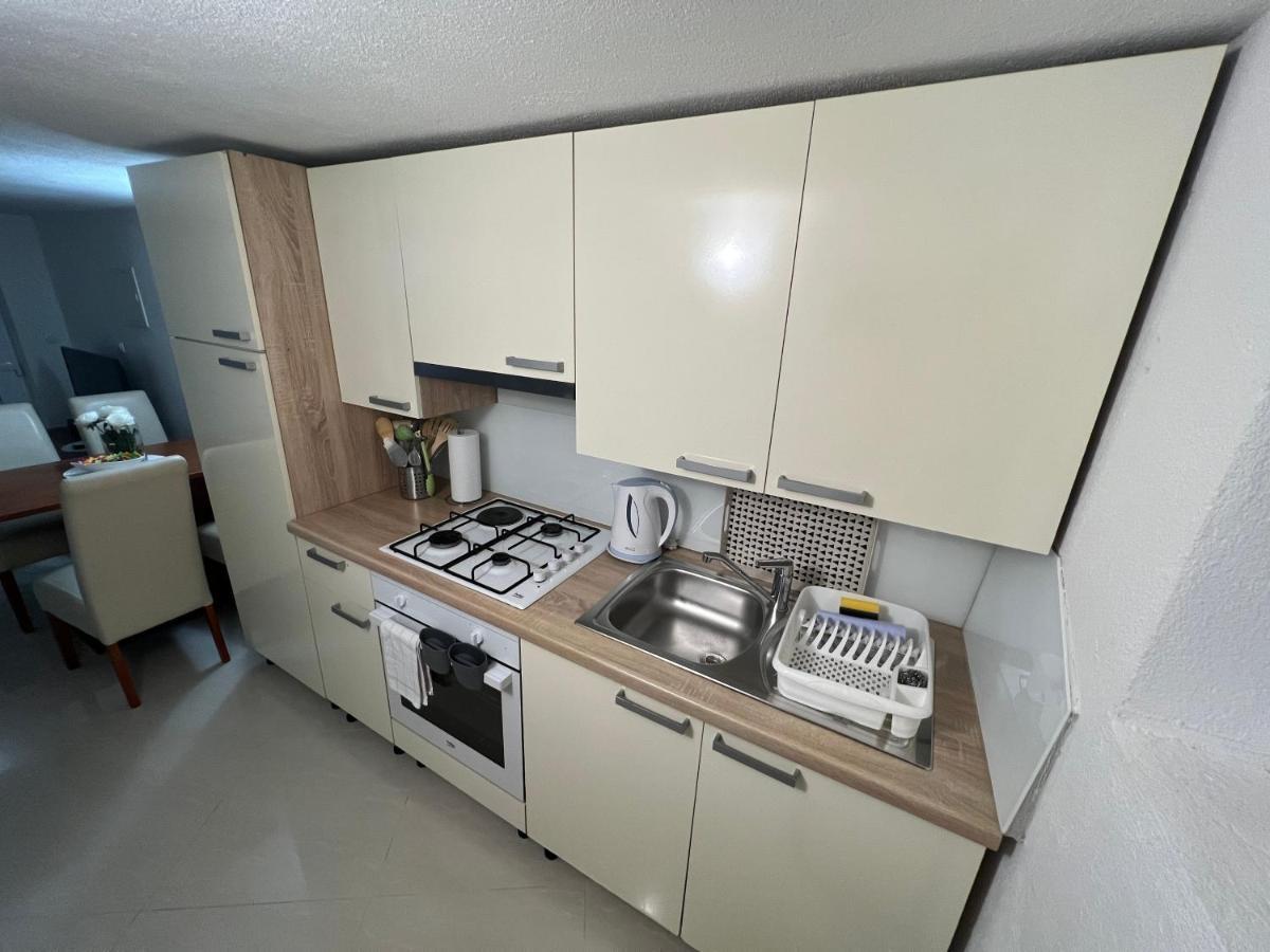 Apartment Katalin Kornić Eksteriør billede